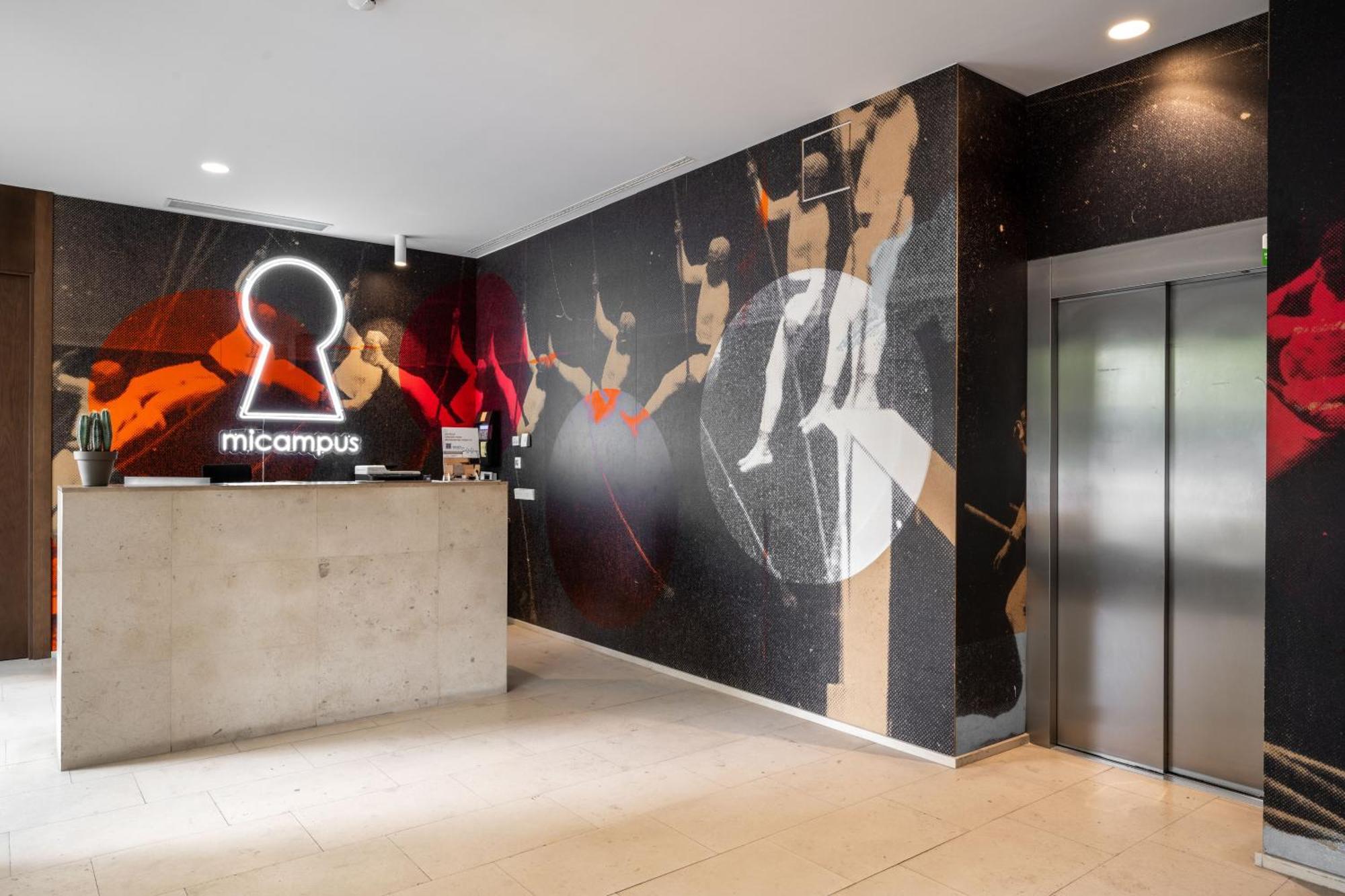 Micampus Pamplona Student Residence Экстерьер фото